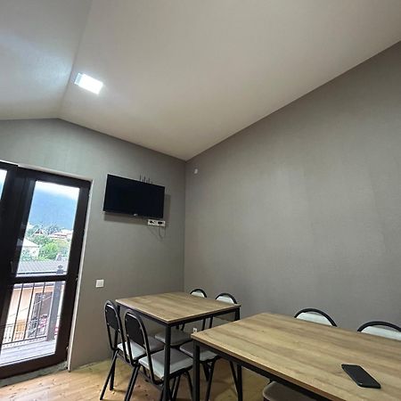 Aldema Hotel Kazbegi Ngoại thất bức ảnh