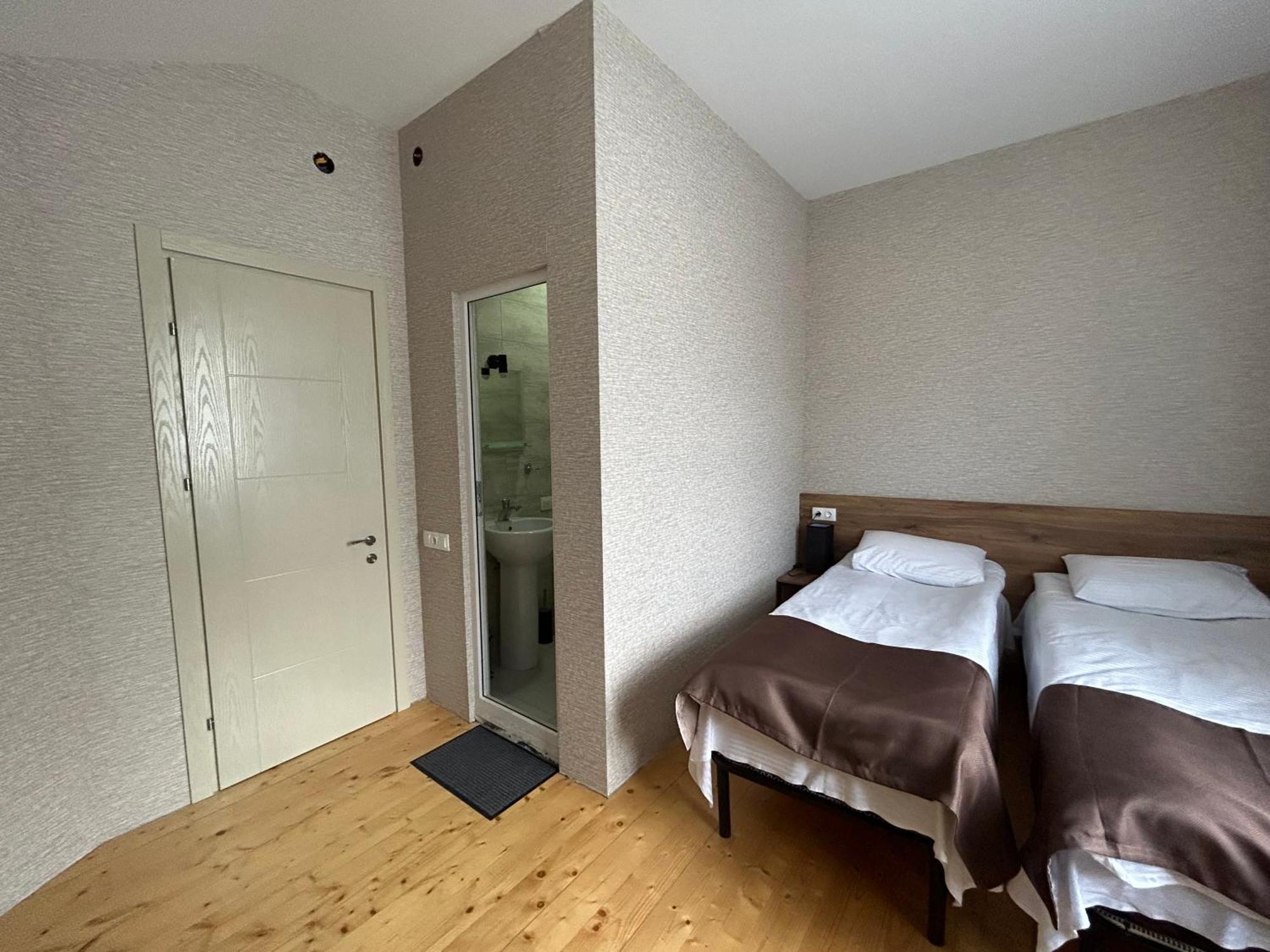 Aldema Hotel Kazbegi Ngoại thất bức ảnh