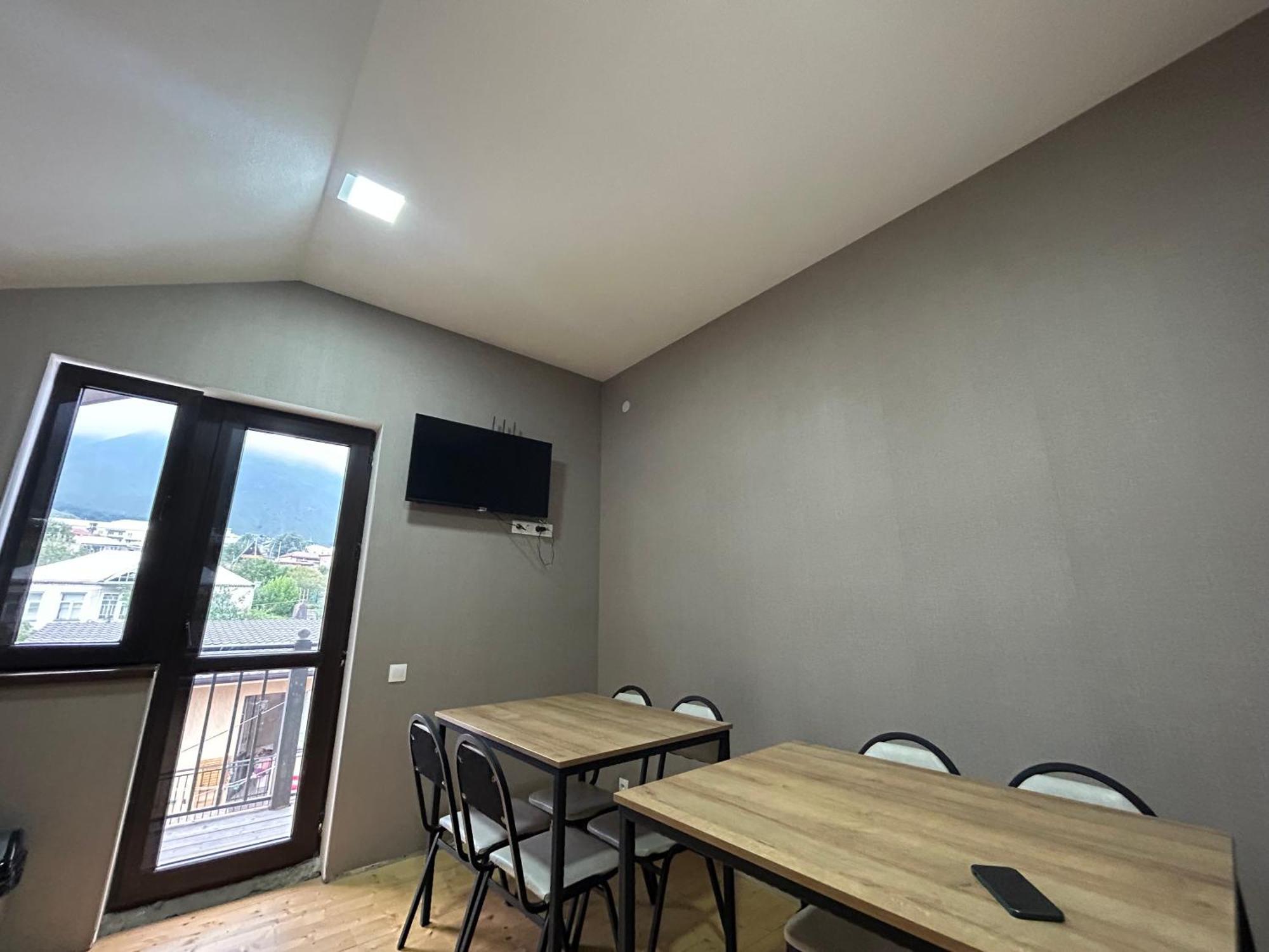 Aldema Hotel Kazbegi Ngoại thất bức ảnh